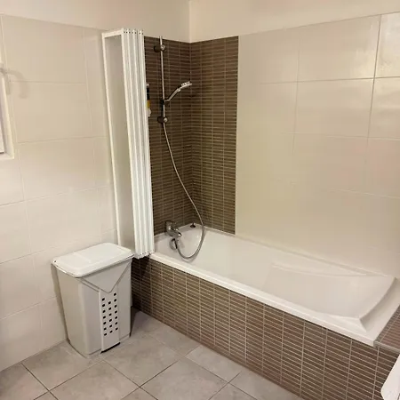 Vila Spacieux Rez De Maison 7 Pers Clim Cour Et Parking Mauguio